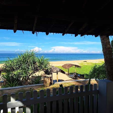 Bed and Breakfast Sailors' Bay Hikkaduwa Esterno foto