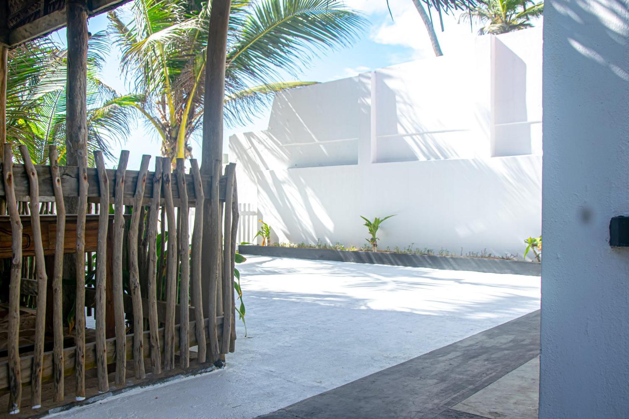 Bed and Breakfast Sailors' Bay Hikkaduwa Esterno foto