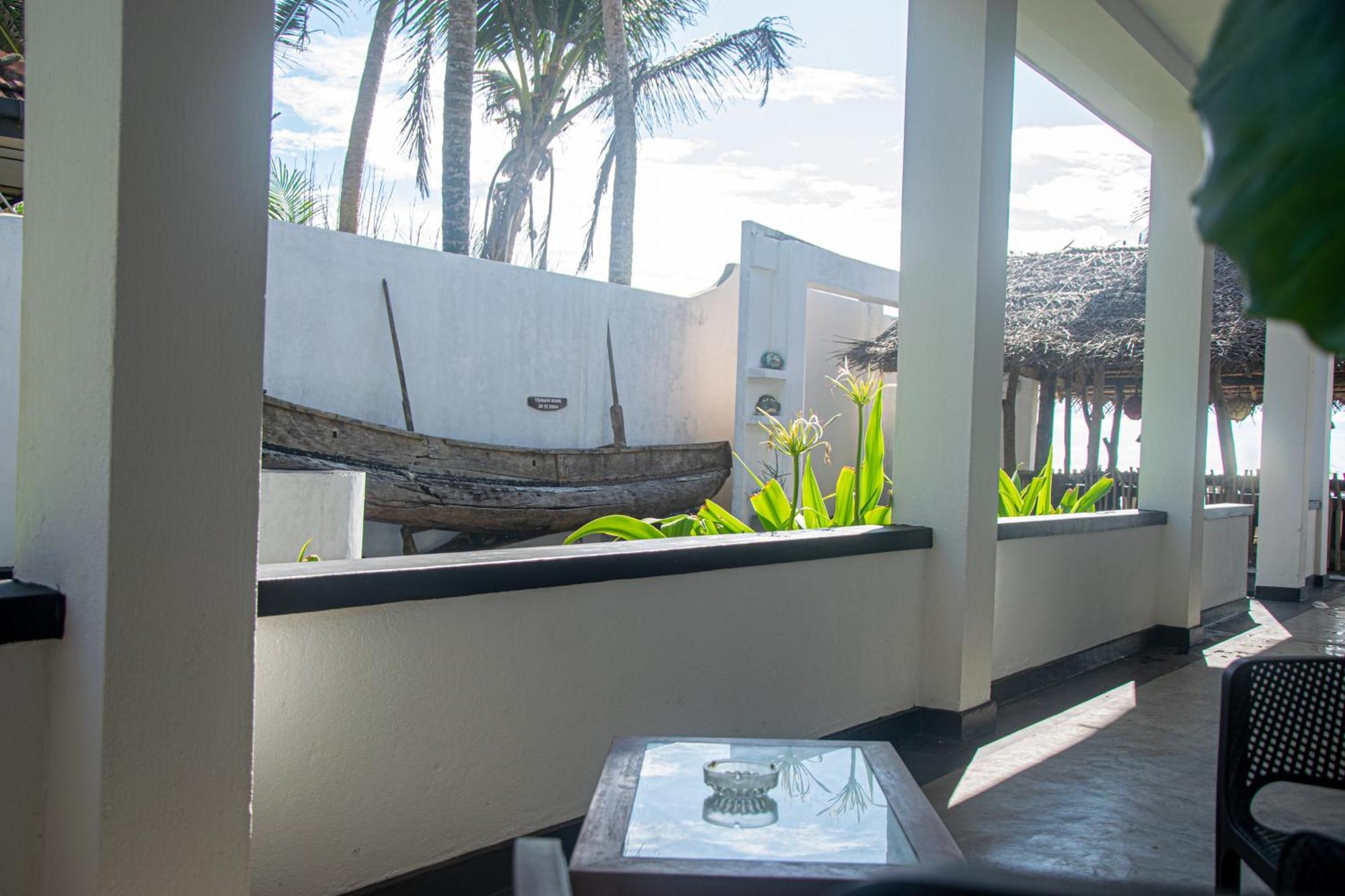 Bed and Breakfast Sailors' Bay Hikkaduwa Esterno foto