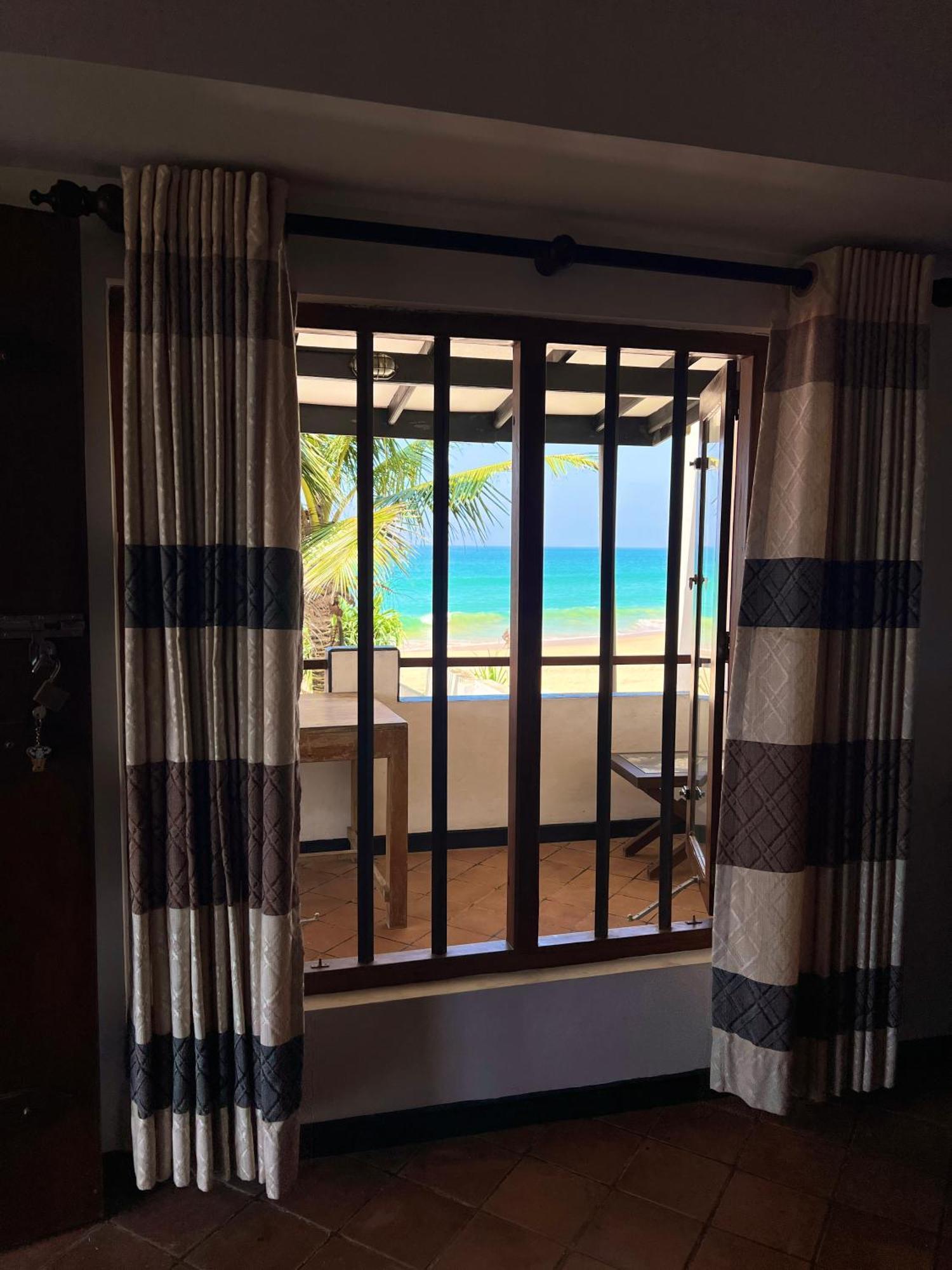 Bed and Breakfast Sailors' Bay Hikkaduwa Esterno foto