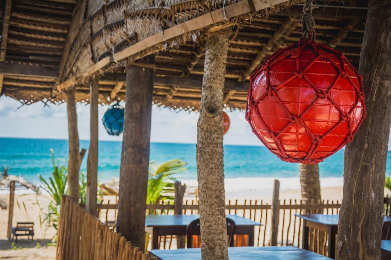 Bed and Breakfast Sailors' Bay Hikkaduwa Esterno foto